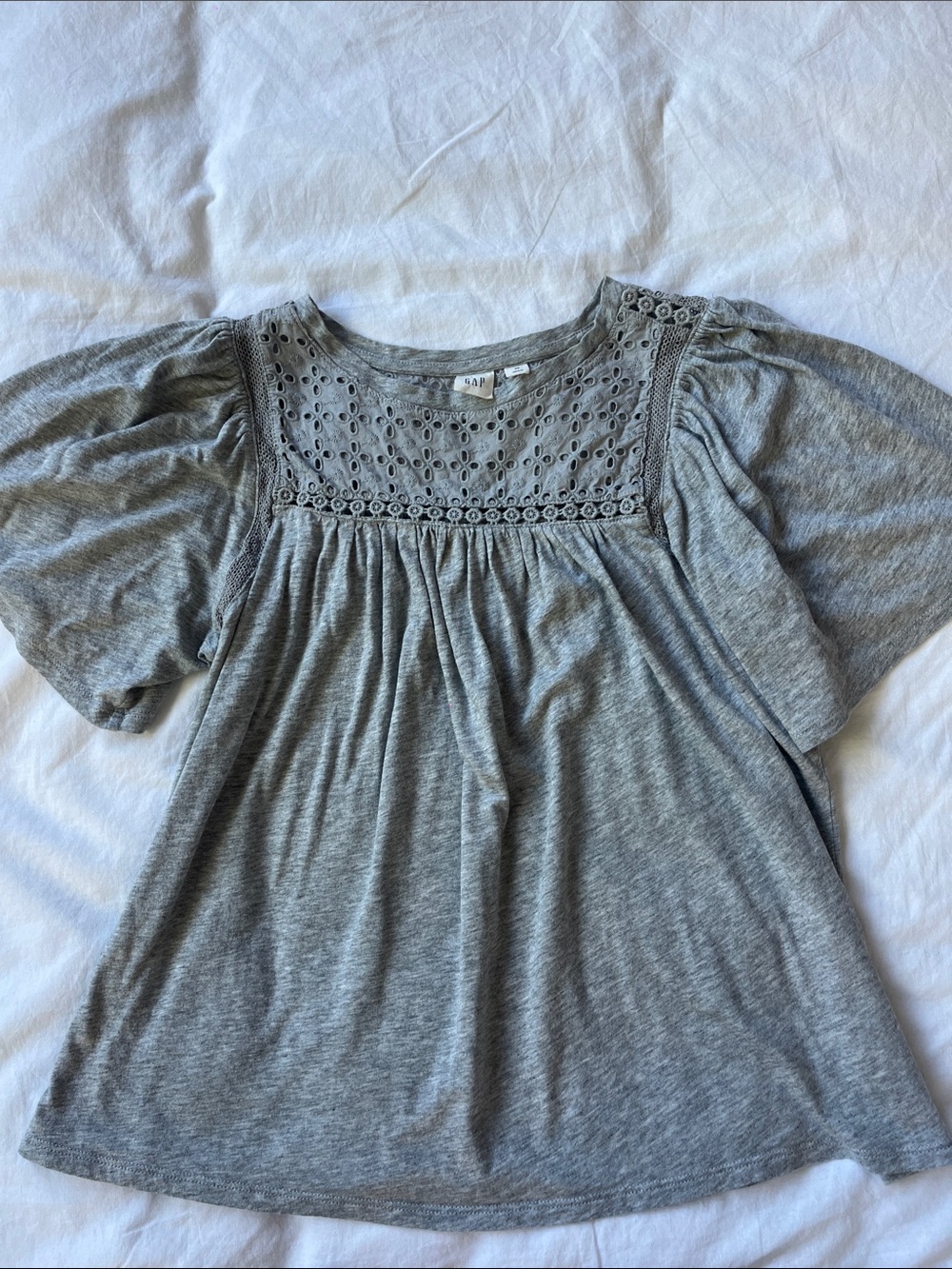 GAP Gray Eyelet Yoke Puff Sleeve Tee